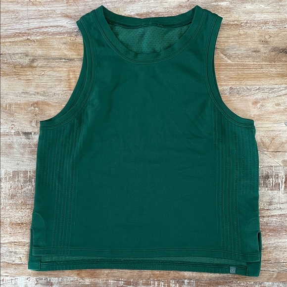 Lululemon Breathable tank - Picture 1 of 9